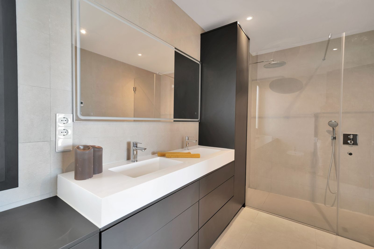 4 Bed Townhouse for sale in La Cala Golf Costa Del Sol, Málaga, Spain
