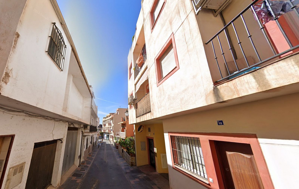 Se vende Apartamento Planta Baja de 3 dormitorios en Costa Del Sol, Málaga, España