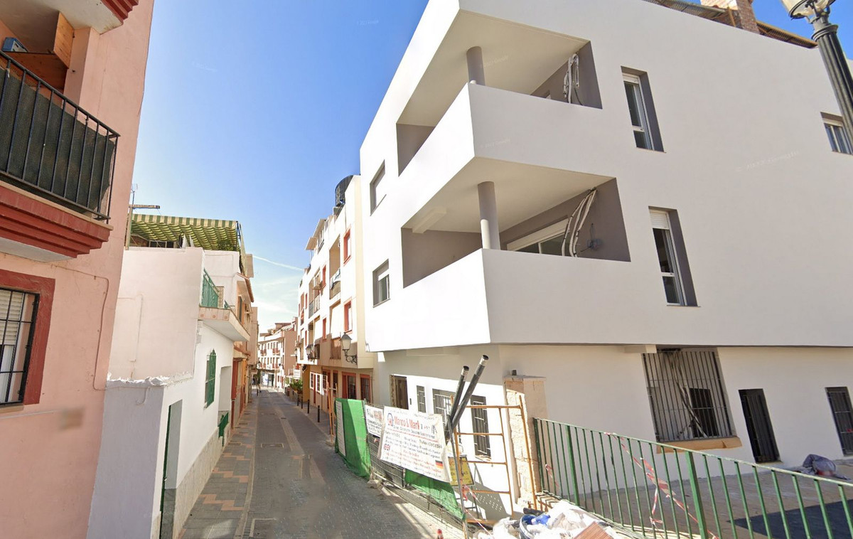 Se vende Apartamento Planta Baja de 3 dormitorios en Costa Del Sol, Málaga, España