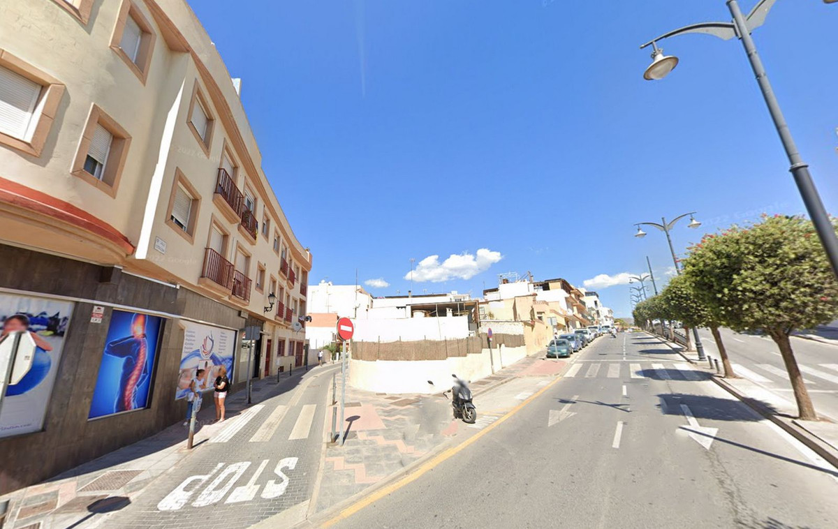 Se vende Apartamento Planta Baja de 3 dormitorios en Costa Del Sol, Málaga, España