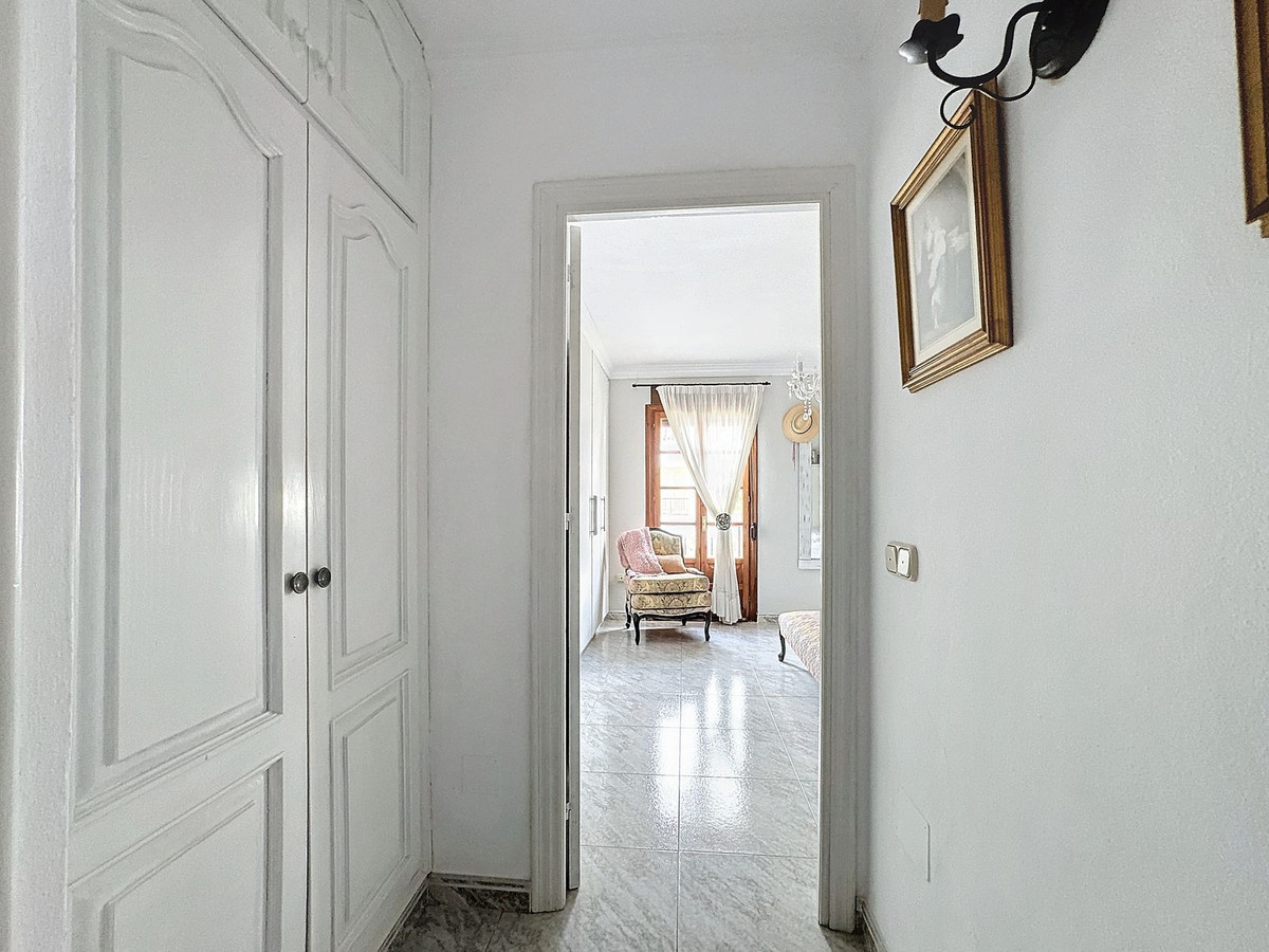Se vende Pareada de 5 dormitorios en Costa Del Sol, Málaga, España