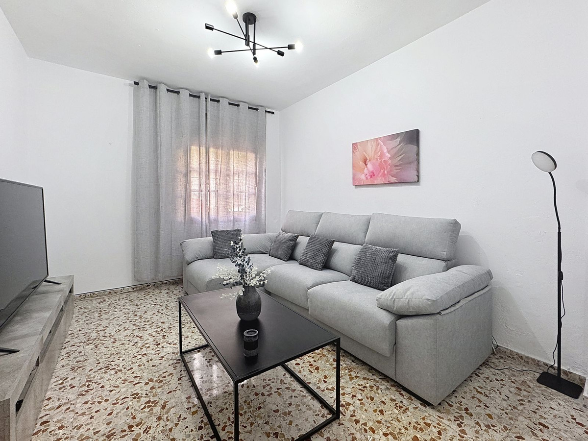 Se vende Pareada de 5 dormitorios en Costa Del Sol, Málaga, España