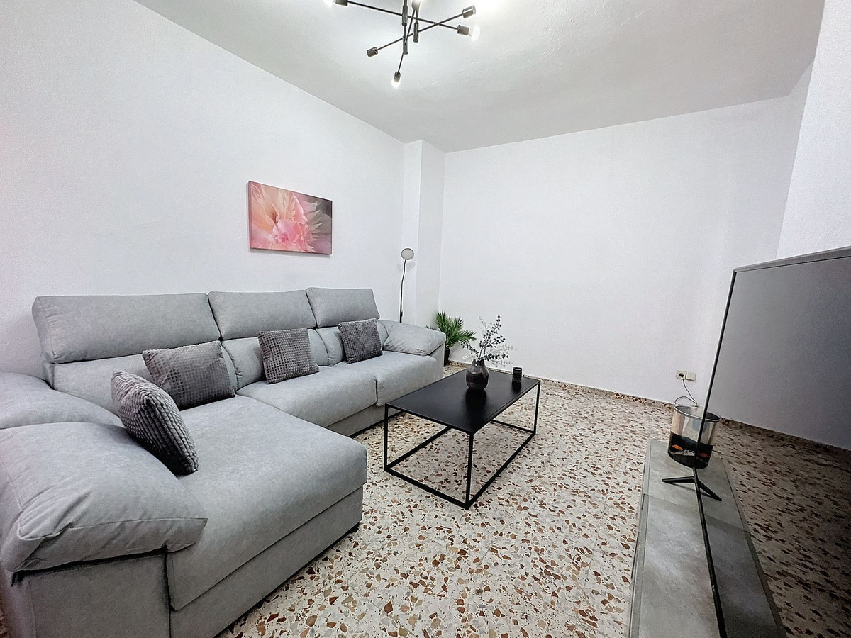 Se vende Pareada de 5 dormitorios en Costa Del Sol, Málaga, España
