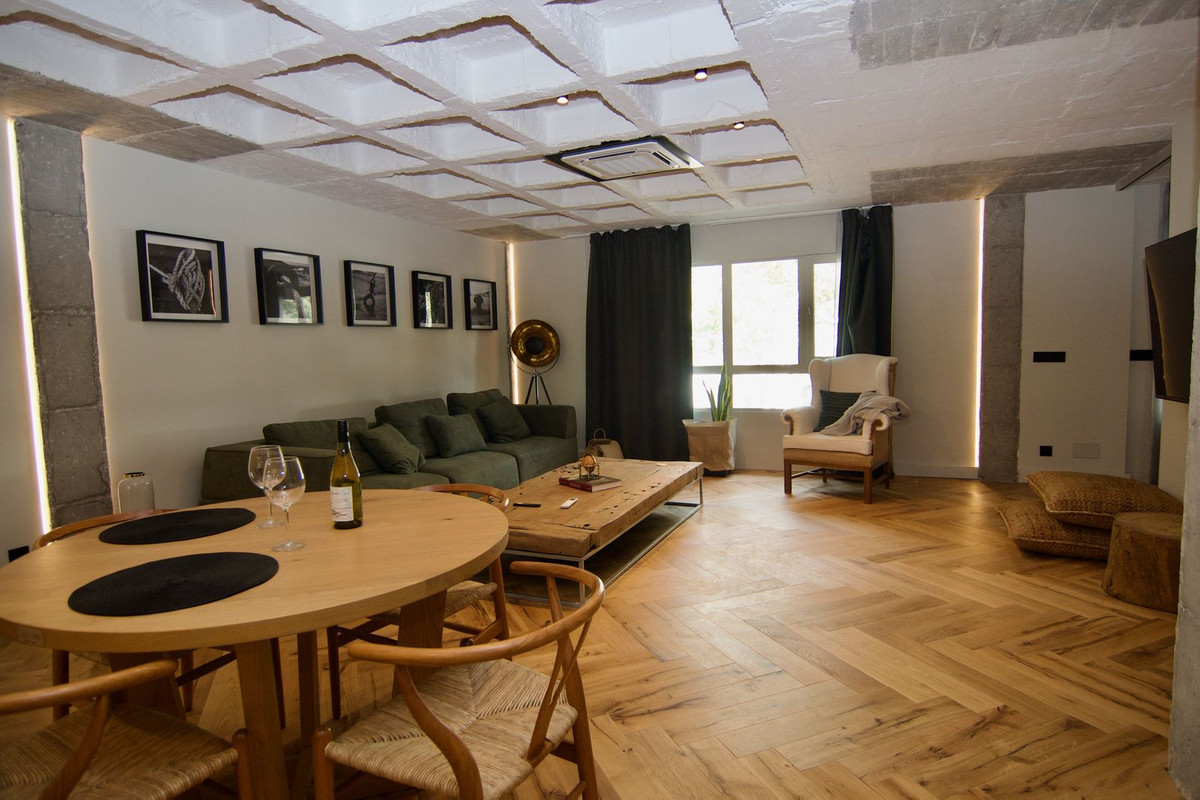 1 Bed Apartment for sale in Marbella Costa Del Sol, Málaga, Spain