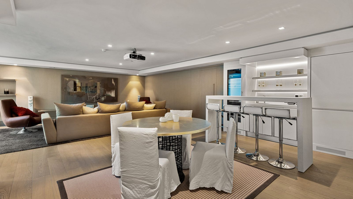 Se vende Villa - Chalet de 4 dormitorios en Costa Del Sol, Málaga, España