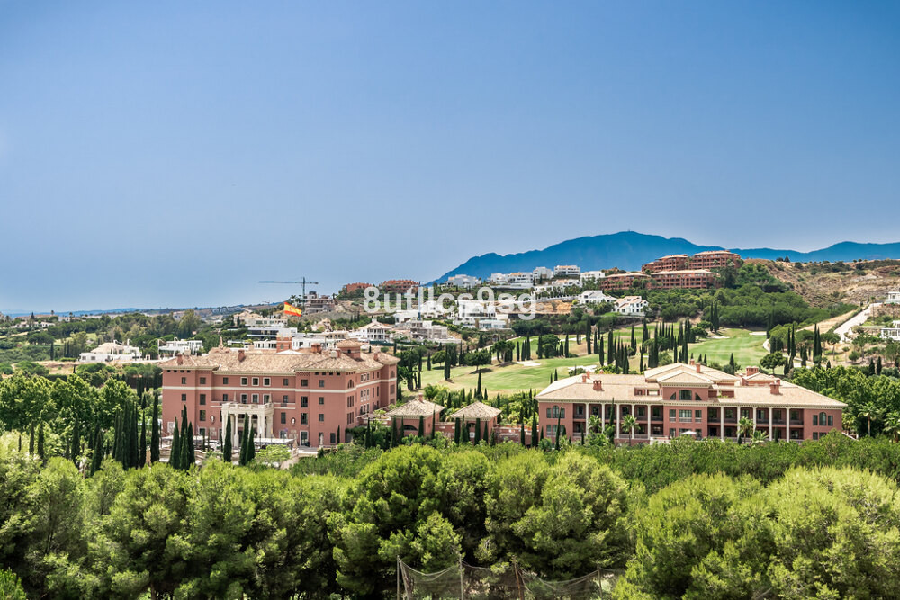 4 Bed Townhouse for sale in Los Flamingos Costa Del Sol, Málaga, Spain