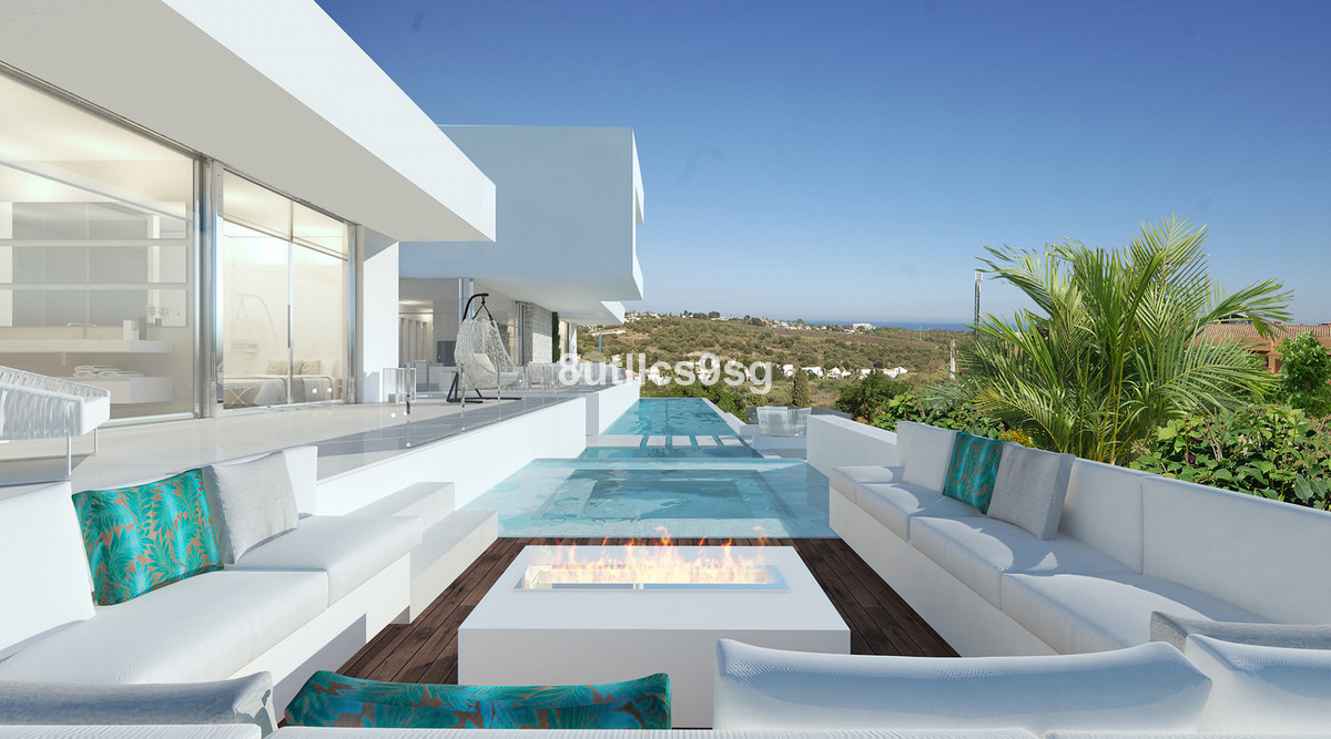 4 Bed Townhouse for sale in Los Flamingos Costa Del Sol, Málaga, Spain