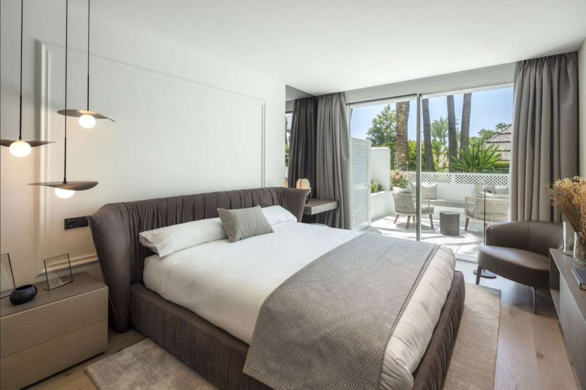 Se vende Apartamento Planta Baja de 3 dormitorios en Costa Del Sol, Málaga, España