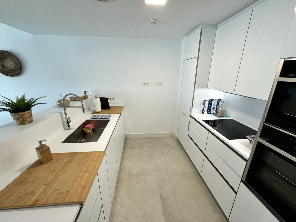 3 Bed Apartment for sale in Cabopino Costa Del Sol, Málaga, Spain