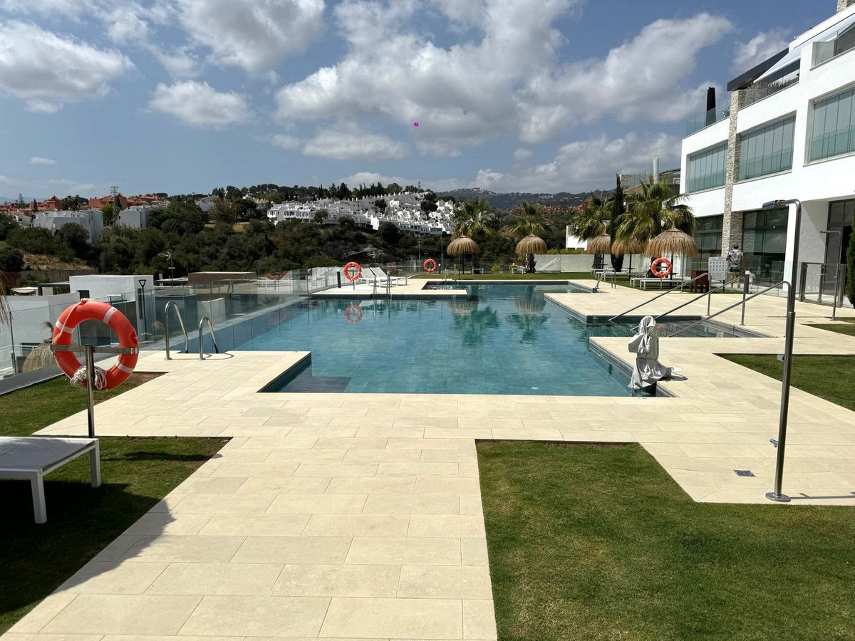 3 Bed Apartment for sale in Cabopino Costa Del Sol, Málaga, Spain