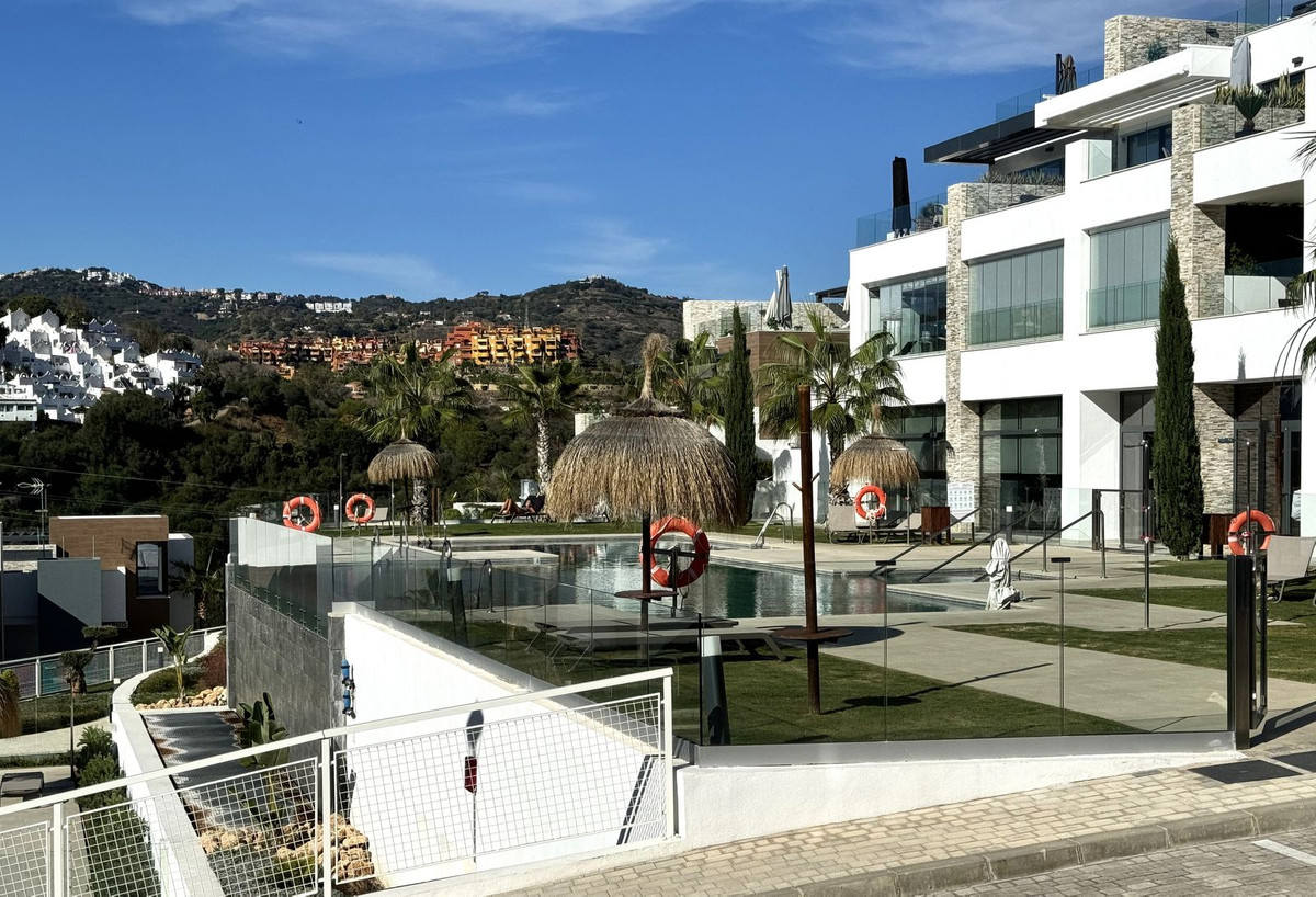 3 Bed Apartment for sale in Cabopino Costa Del Sol, Málaga, Spain