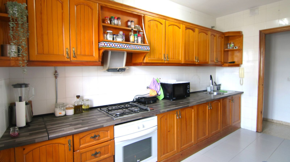 Se vende Apartamento Planta Media de 2 dormitorios en Costa Del Sol, Málaga, España