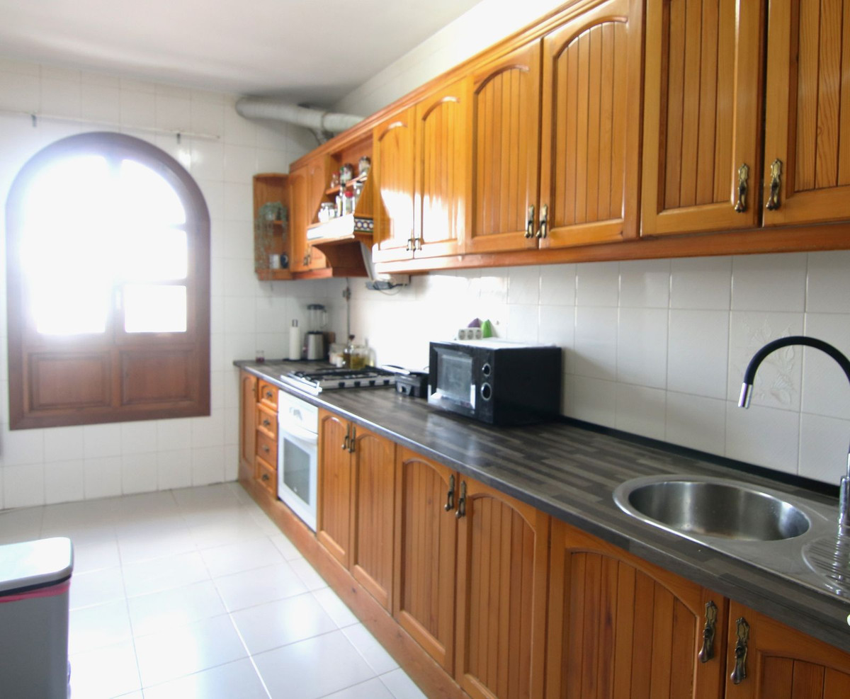 Se vende Apartamento Planta Media de 2 dormitorios en Costa Del Sol, Málaga, España