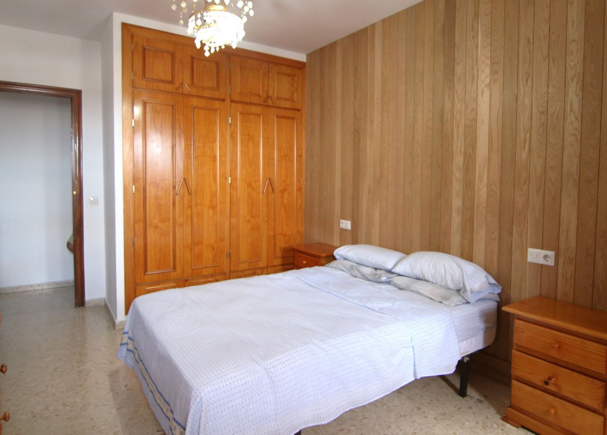 Se vende Apartamento Planta Media de 2 dormitorios en Costa Del Sol, Málaga, España
