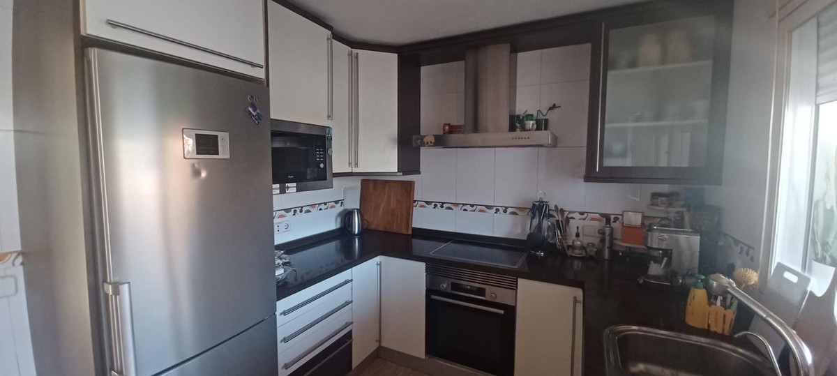 4 Bed Townhouse for sale in La Nucia Costa Blanca, Alicante, Spain