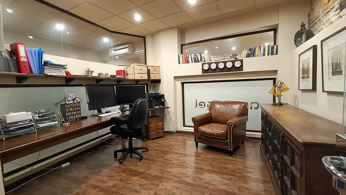 Se vende Local comercial  en Costa Del Sol, Málaga, España