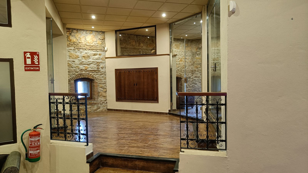Se vende Local comercial  en Costa Del Sol, Málaga, España