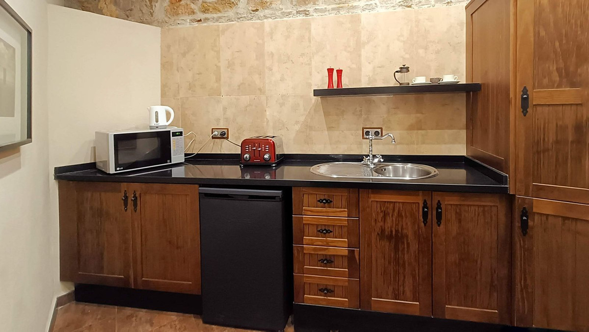 Se vende Local comercial  en Costa Del Sol, Málaga, España