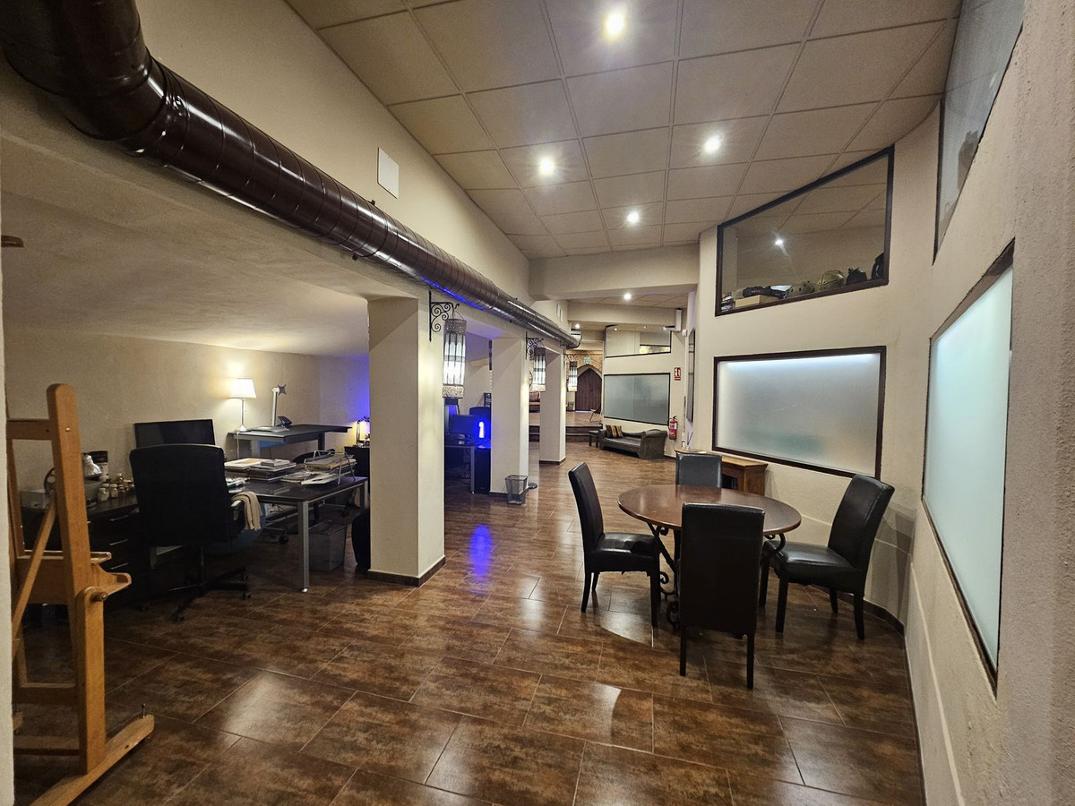 Se vende Local comercial  en Costa Del Sol, Málaga, España