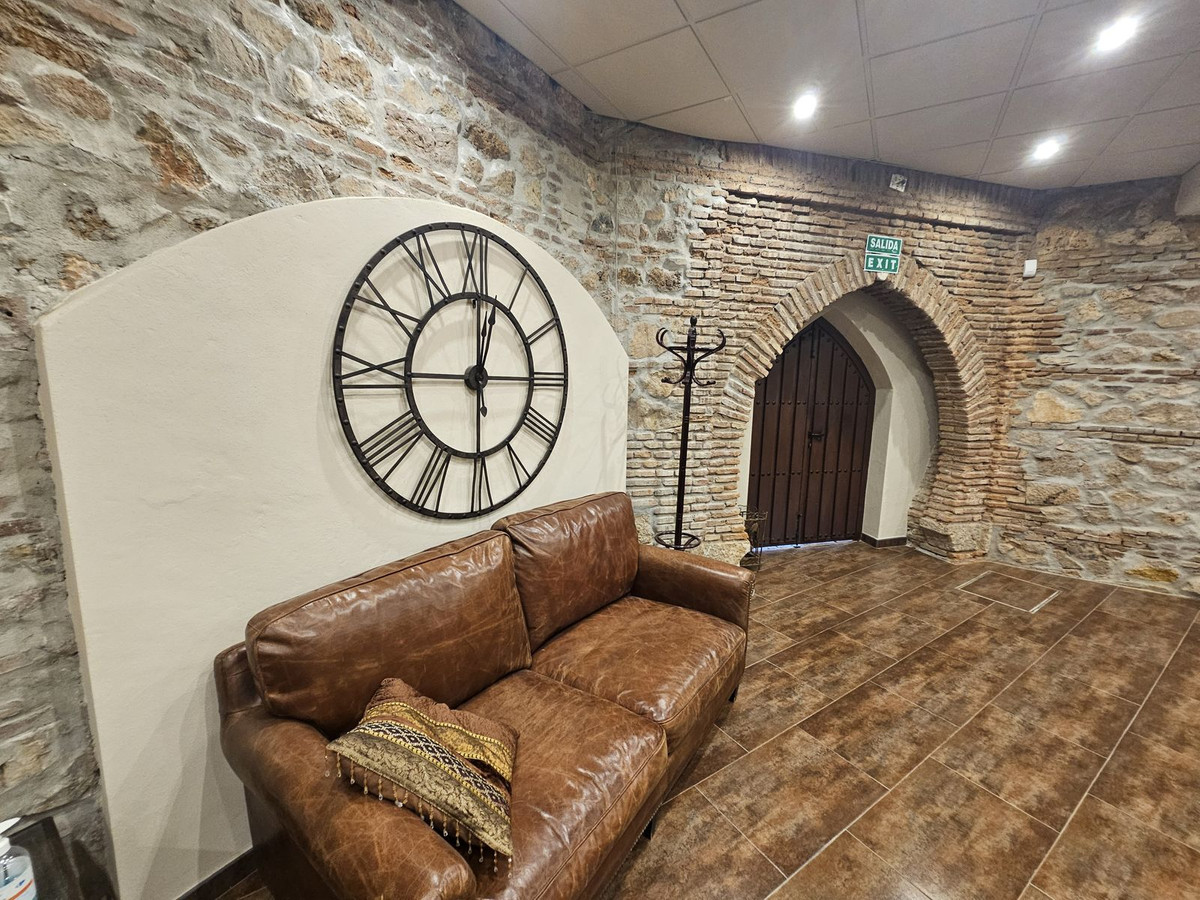 Se vende Local comercial  en Costa Del Sol, Málaga, España