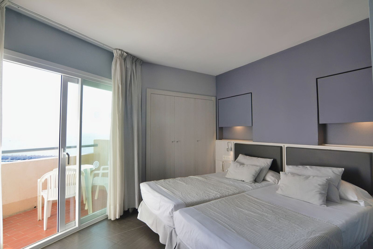 Apartment for sale in Fuengirola Costa Del Sol, Málaga, Spain