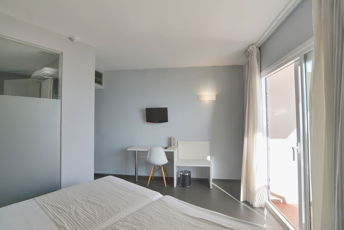 Apartment for sale in Fuengirola Costa Del Sol, Málaga, Spain