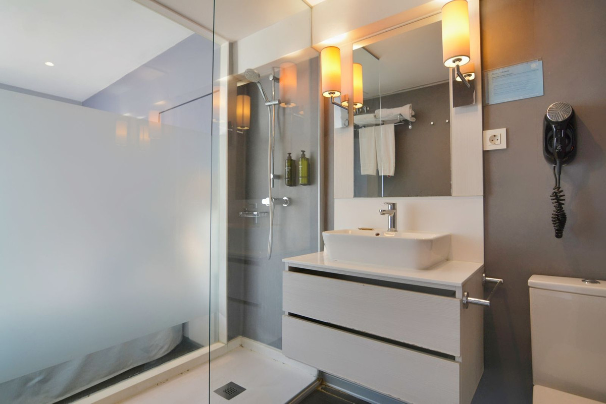 Apartment for sale in Fuengirola Costa Del Sol, Málaga, Spain
