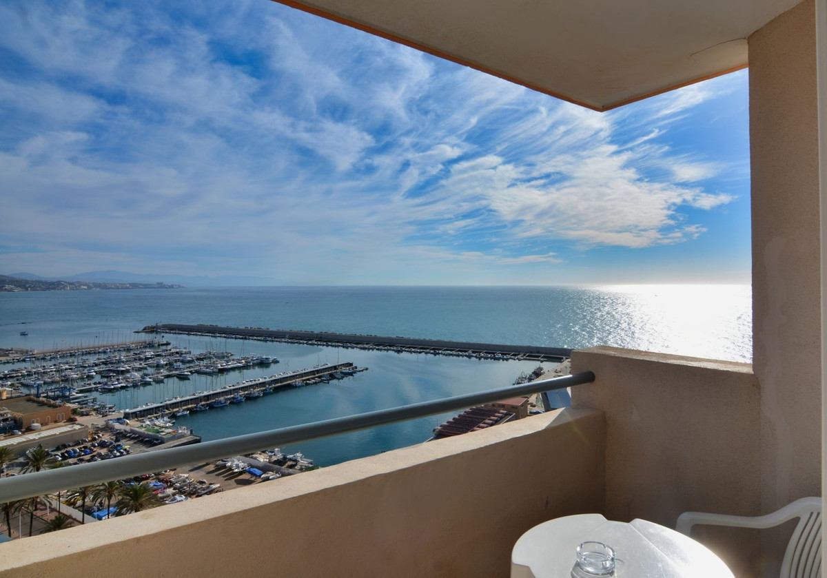 Apartment for sale in Fuengirola Costa Del Sol, Málaga, Spain