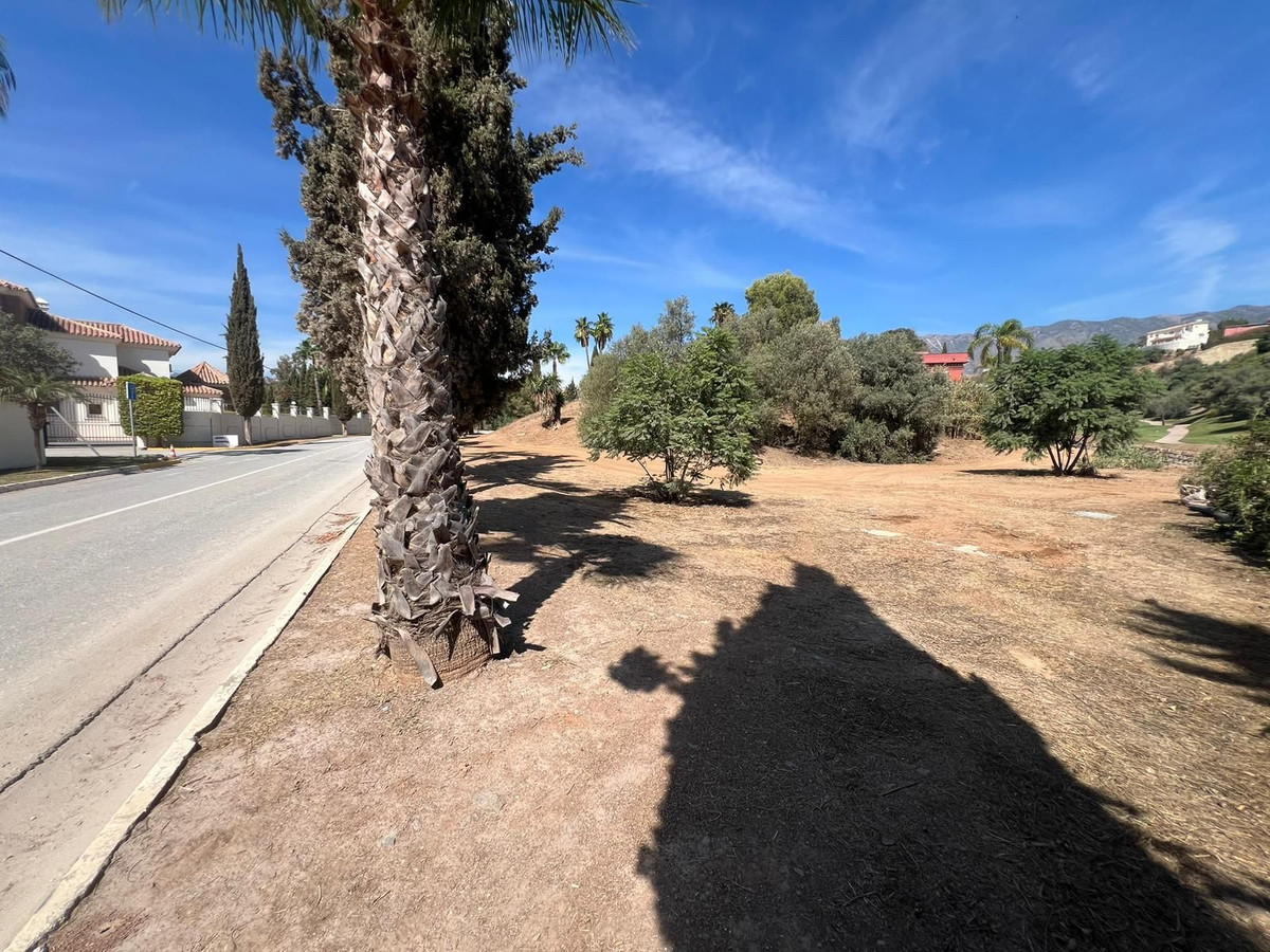 Se vende Terreno Urbano  en Costa Del Sol, Málaga, España