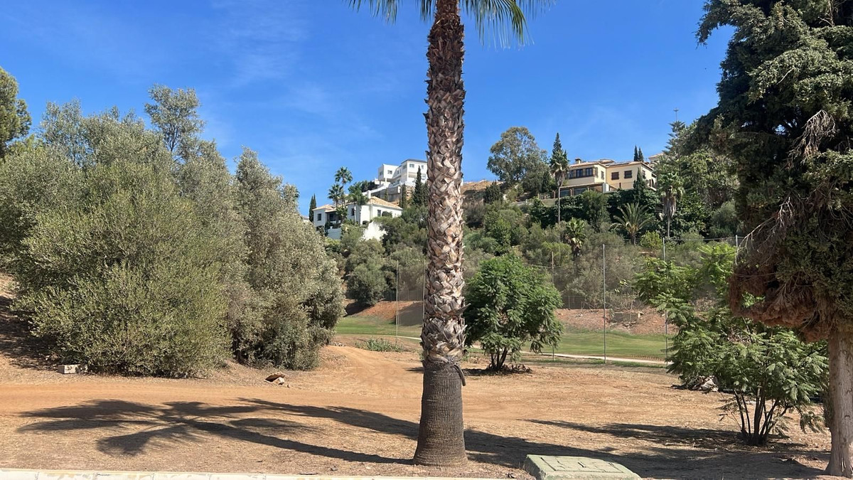 Se vende Terreno Urbano  en Costa Del Sol, Málaga, España