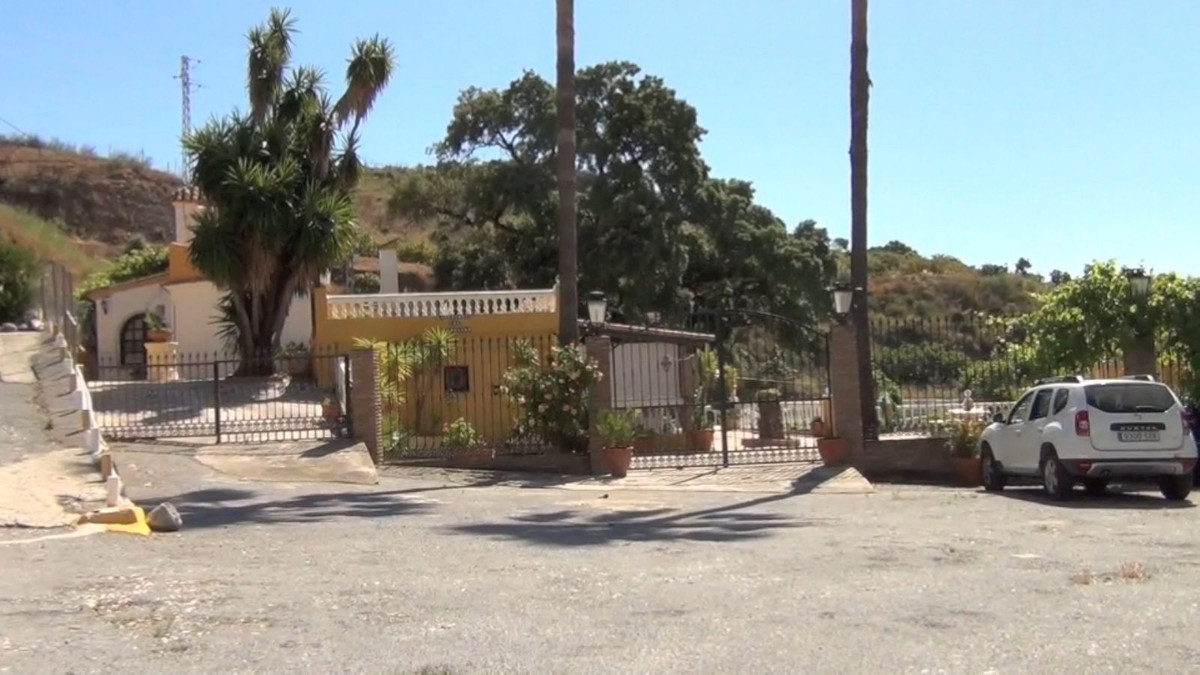 Se vende Finca - Cortijo de 4 dormitorios en Málaga, Málaga, España