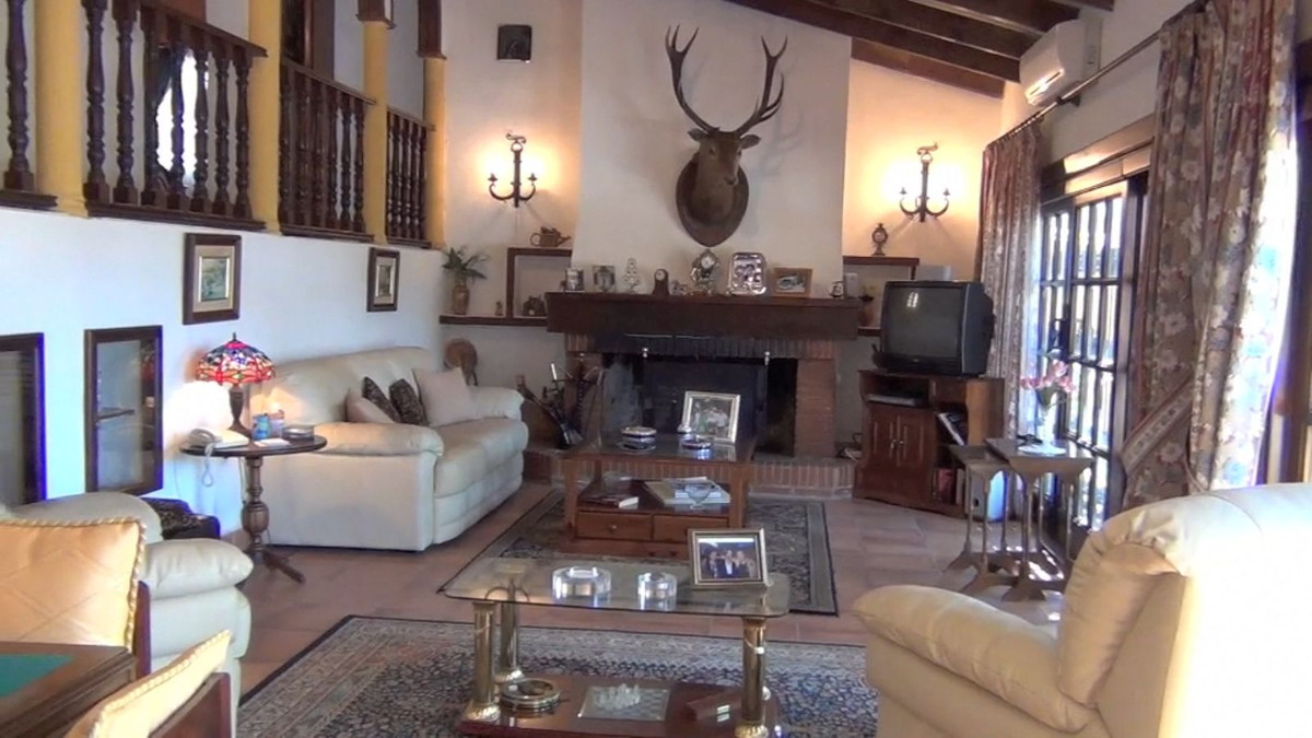 Se vende Finca - Cortijo de 4 dormitorios en Málaga, Málaga, España