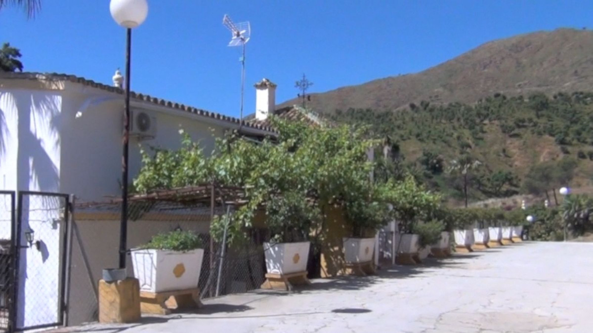 Se vende Finca - Cortijo de 4 dormitorios en Málaga, Málaga, España