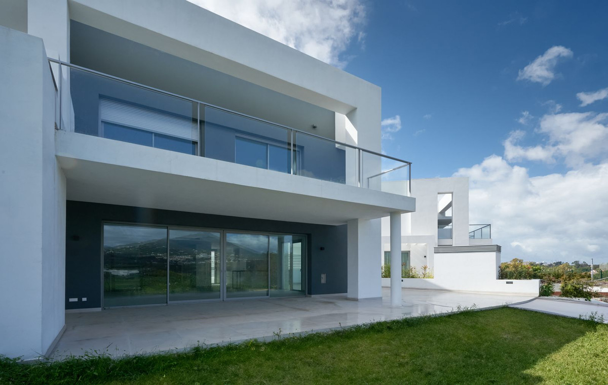 4 Bed Townhouse for sale in San Pedro De Alcántara Costa Del Sol, Málaga, Spain