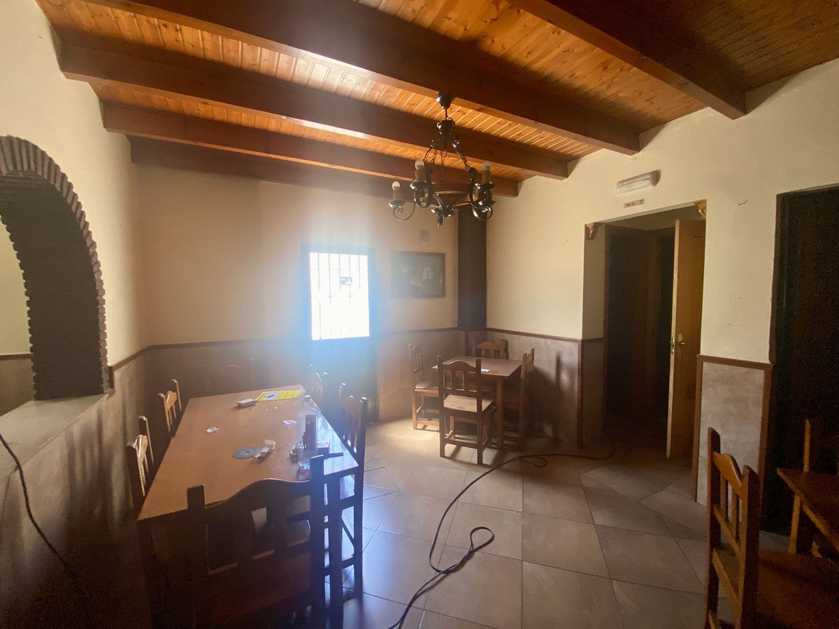 6 Bed Townhouse for sale in Málaga Costa Del Sol, Málaga, Spain