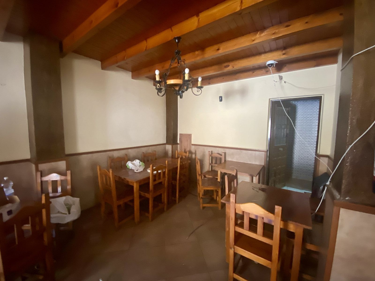 6 Bed Townhouse for sale in Málaga Costa Del Sol, Málaga, Spain