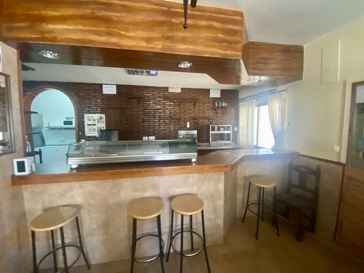 6 Bed Townhouse for sale in Málaga Costa Del Sol, Málaga, Spain