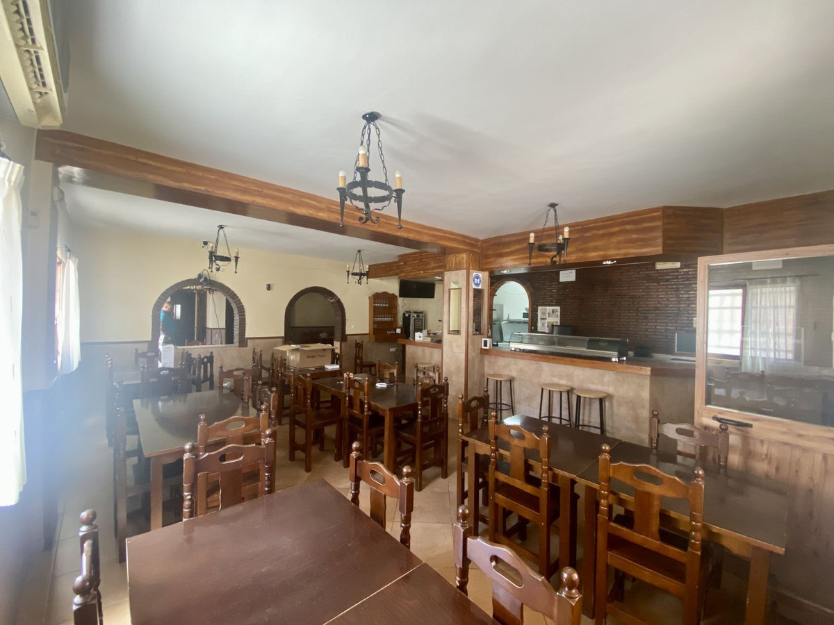 6 Bed Townhouse for sale in Málaga Costa Del Sol, Málaga, Spain