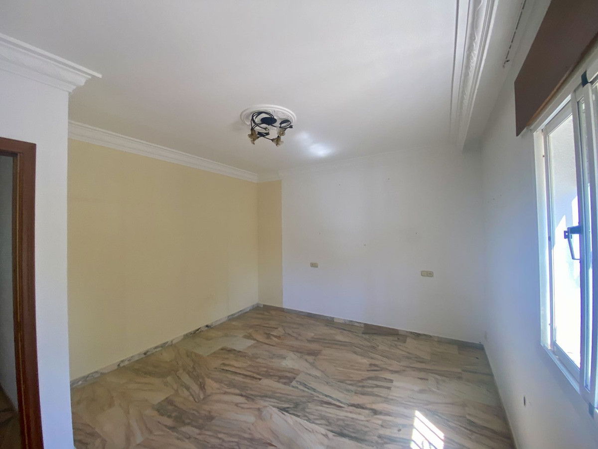 6 Bed Townhouse for sale in Málaga Costa Del Sol, Málaga, Spain