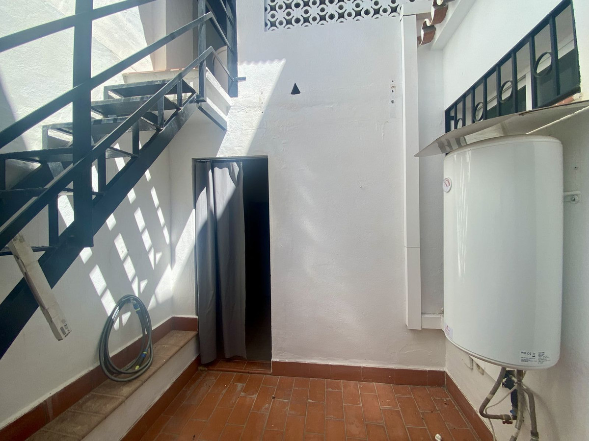 6 Bed Townhouse for sale in Málaga Costa Del Sol, Málaga, Spain