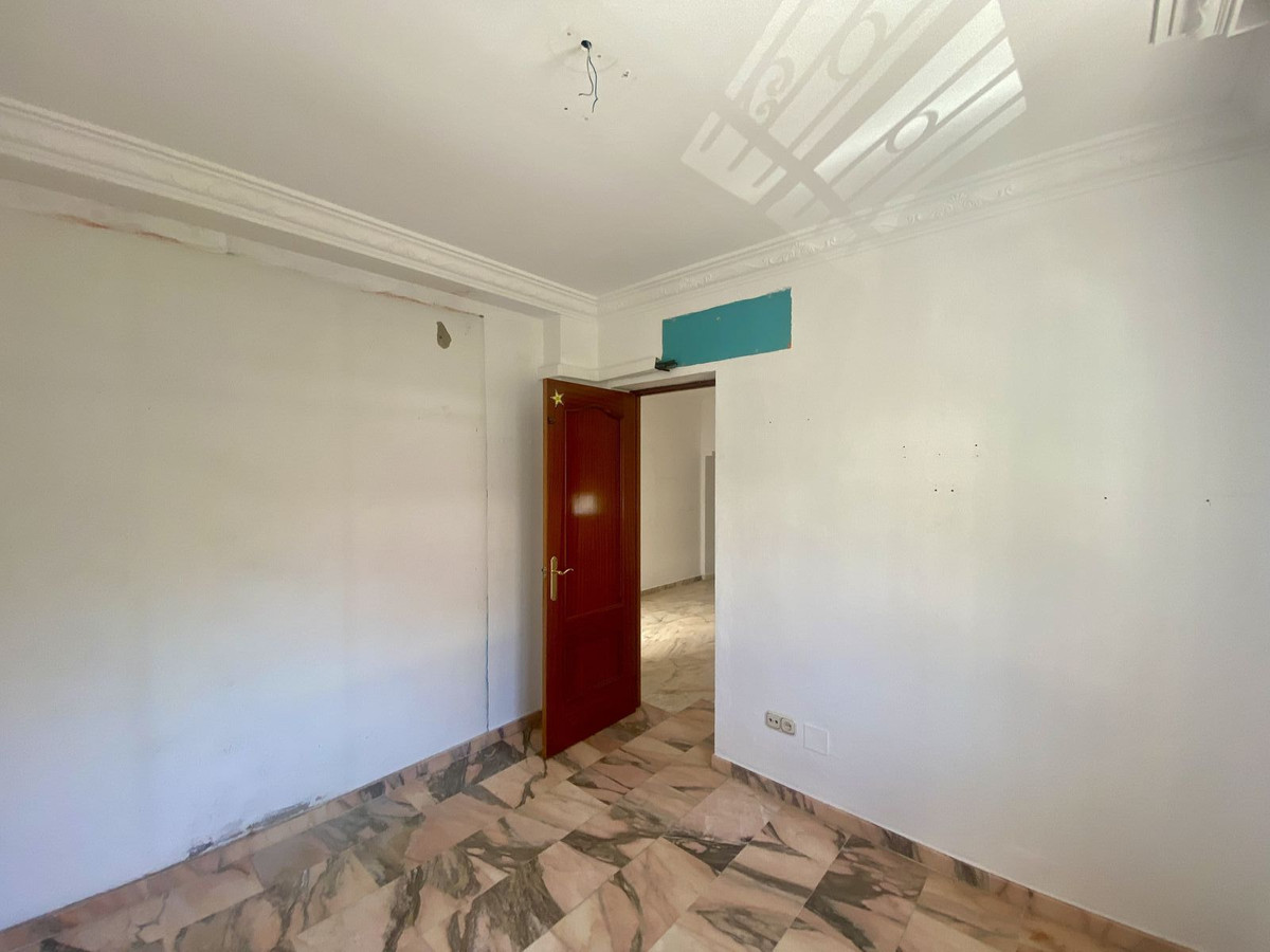 6 Bed Townhouse for sale in Málaga Costa Del Sol, Málaga, Spain