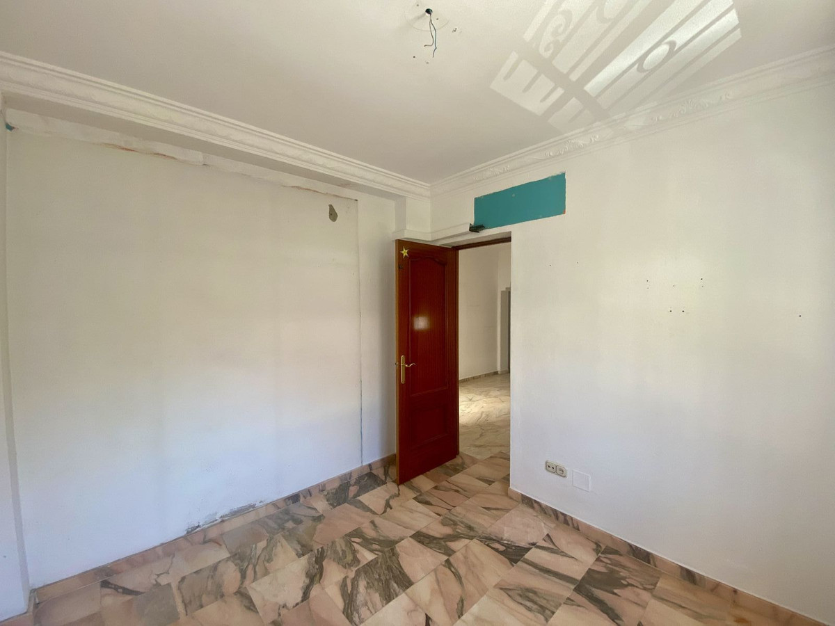 6 Bed Townhouse for sale in Málaga Costa Del Sol, Málaga, Spain