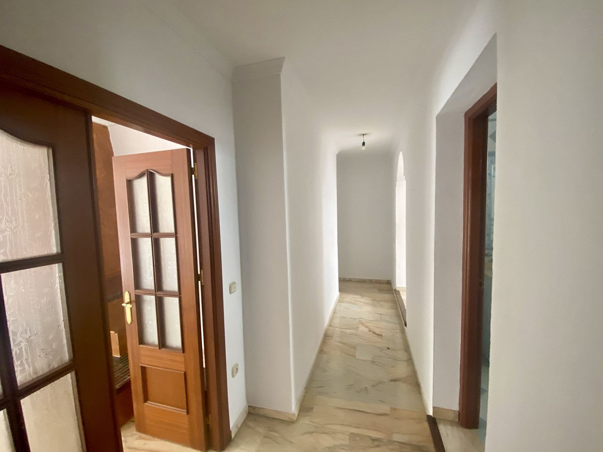 6 Bed Townhouse for sale in Málaga Costa Del Sol, Málaga, Spain