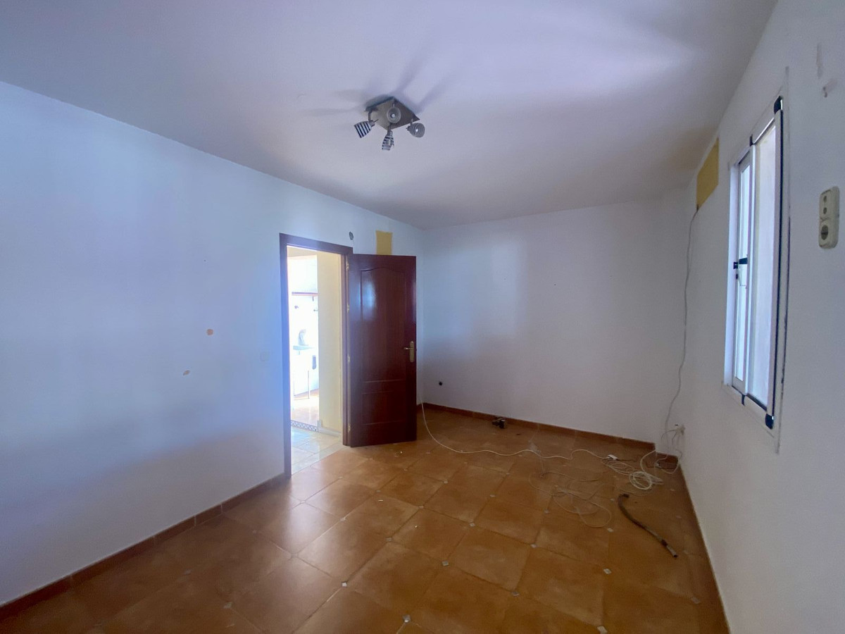 6 Bed Townhouse for sale in Málaga Costa Del Sol, Málaga, Spain