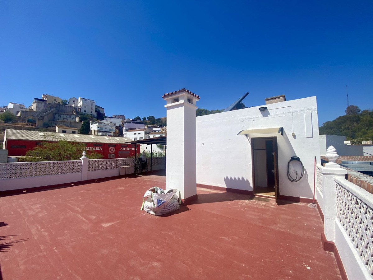 6 Bed Townhouse for sale in Málaga Costa Del Sol, Málaga, Spain