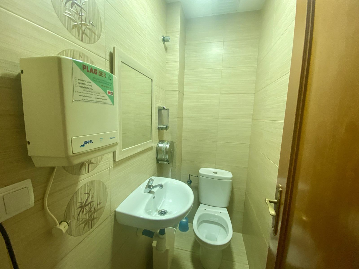 6 Bed Townhouse for sale in Málaga Costa Del Sol, Málaga, Spain