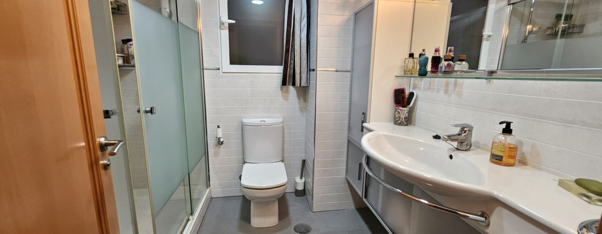 Se vende Apartamento Planta Baja de 4 dormitorios en Costa Blanca, Alicante, España