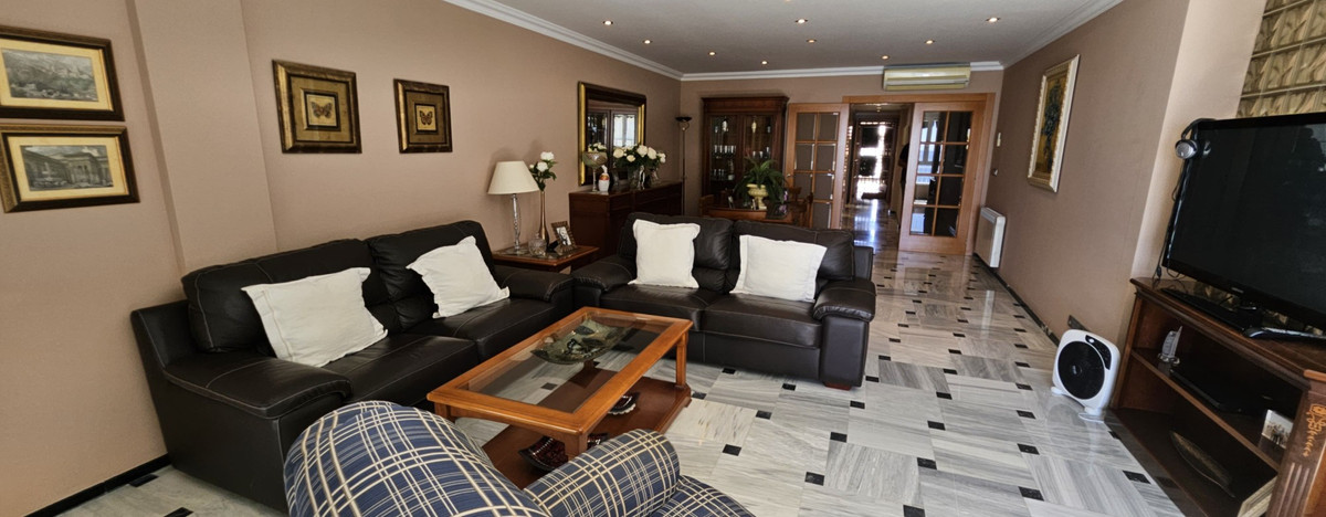 Se vende Apartamento Planta Baja de 4 dormitorios en Costa Blanca, Alicante, España
