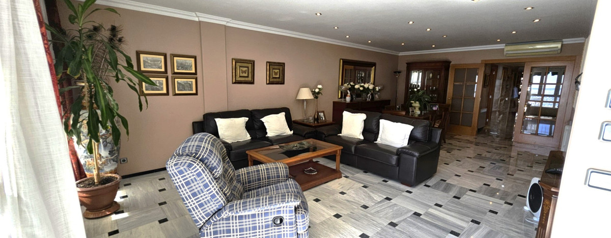Se vende Apartamento Planta Baja de 4 dormitorios en Costa Blanca, Alicante, España