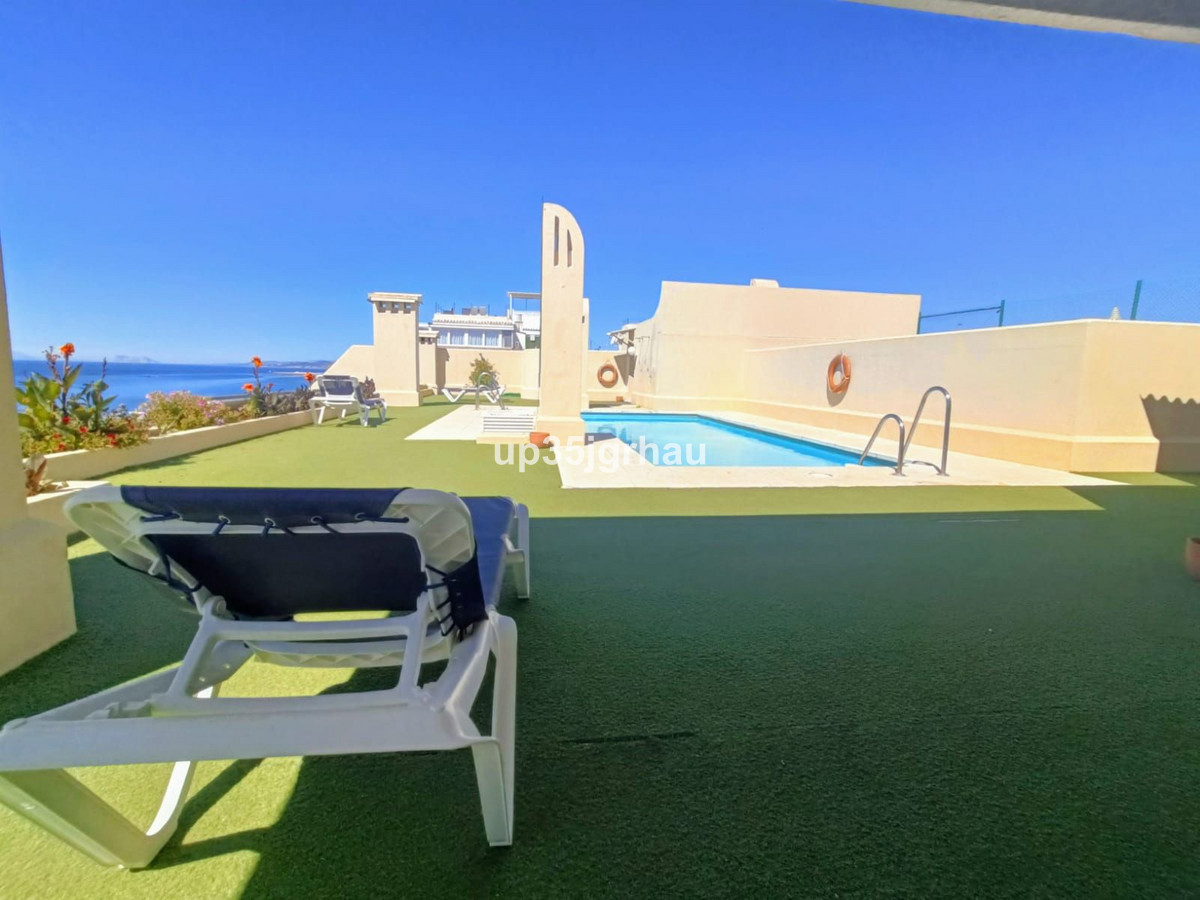 2 Bed Apartment for sale in Estepona Costa Del Sol, Málaga, Spain